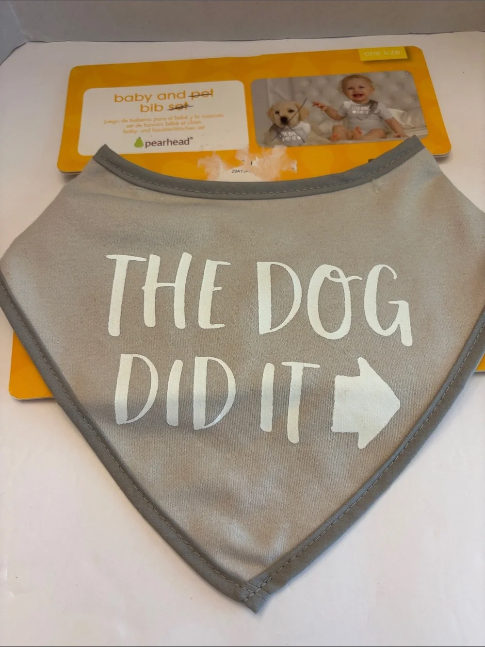 💕5/25💕Pearhead Gray 'The Dog Did It' Baby Bandana Bib